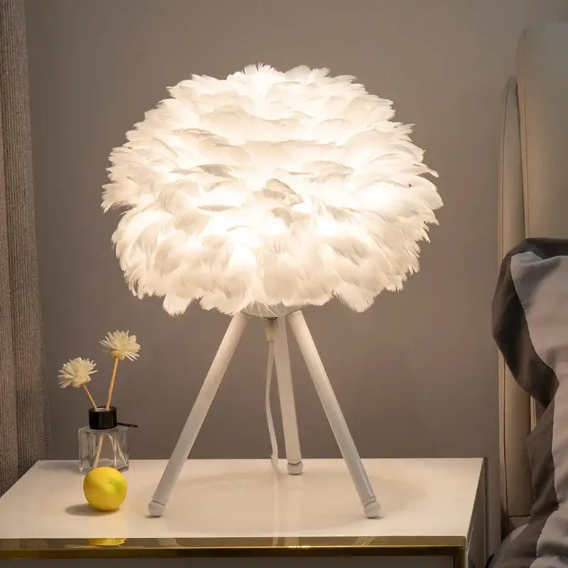 Nordic Feather Table Lamp - Romantic Modern Design - Lighting > & Floor Lamps lamps