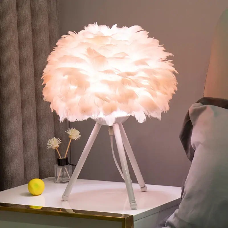 Nordic Feather Table Lamp - Romantic Modern Design - Lighting > & Floor Lamps lamps
